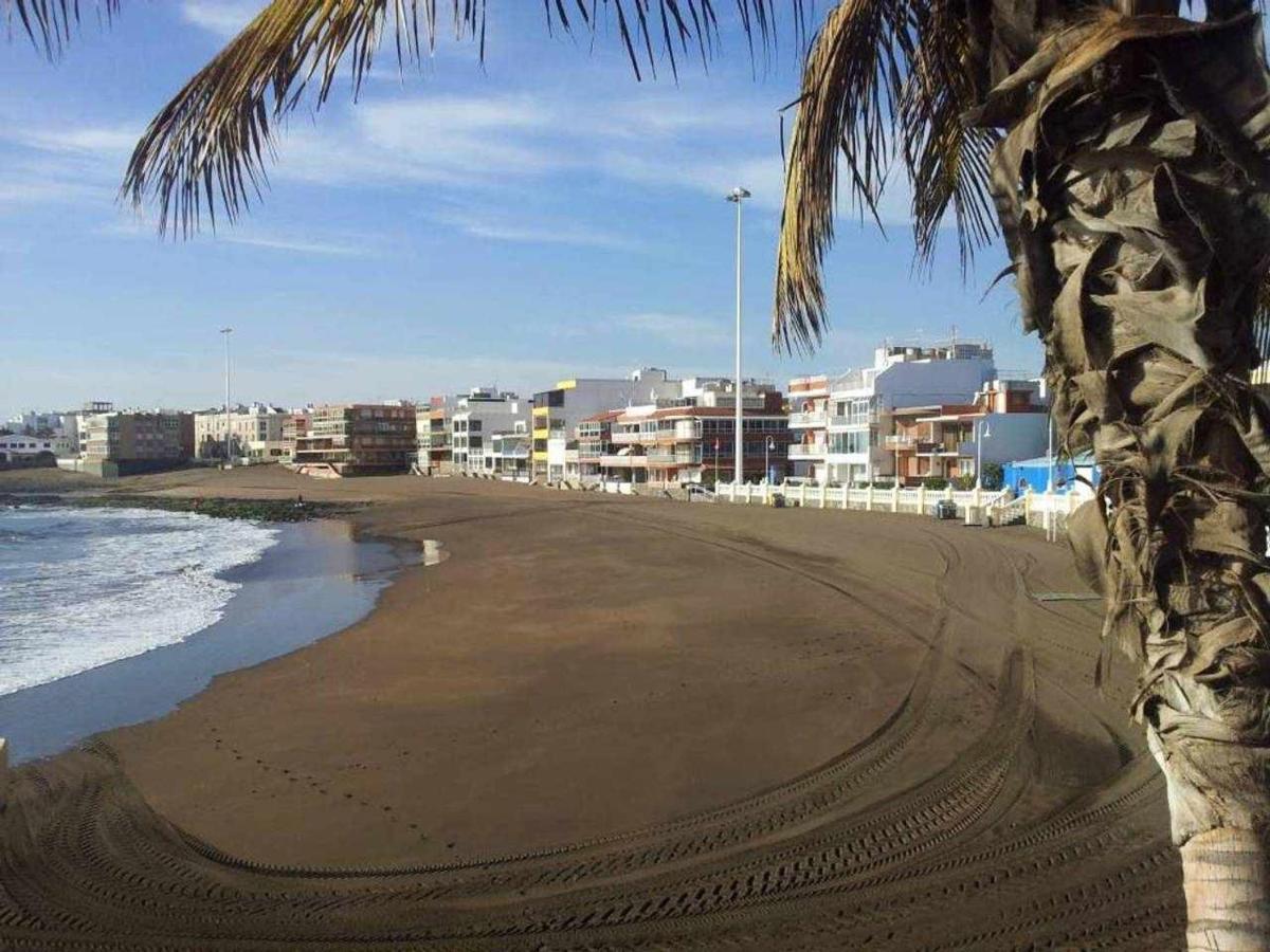 Piso En Primera Linea Con Vistas Directas Al Mar Melenara Exterior photo